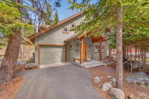 917 Camas, Mccall, ID 83638