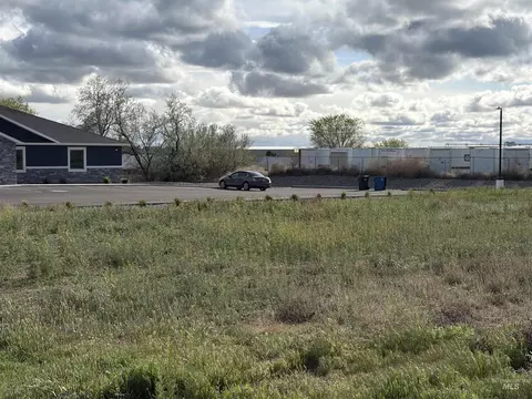 183 Country Ln, Jerome, ID 83316