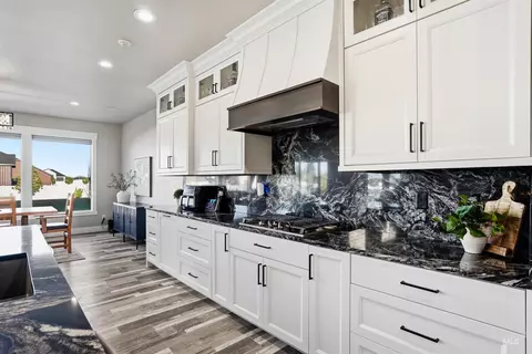 Kitchen - 3872 N 3560 E, Kimberly, ID 83341 photo 4 of 8