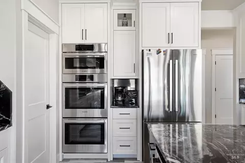 Kitchen - 3872 N 3560 E, Kimberly, ID 83341 photo 6 of 8