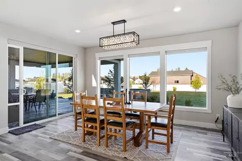 Dining - 3872 N 3560 E, Kimberly, ID 83341 photo 1 of 1
