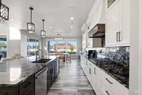 Kitchen - 3872 N 3560 E, Kimberly, ID 83341 photo 8 of 8