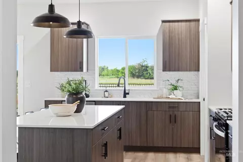Kitchen - 7447 W Trumbull Ct, Eagle, ID 83616 photo 7 of 8