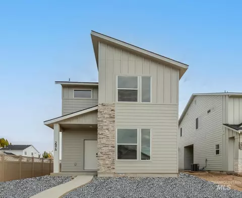 4328 N Camp Creek Ave, Meridian, ID 83646
