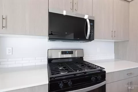 Kitchen - 8381 E Cool River Lp, Nampa, ID 83687 photo 3 of 3