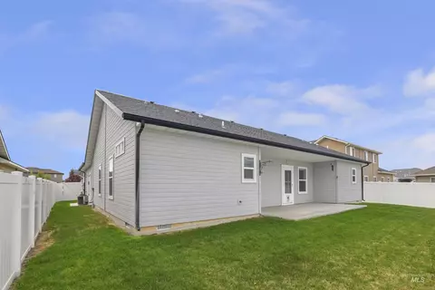 Exterior - 1082 White Birch Ave, Twin Falls, ID 83301 photo 5 of 5
