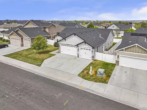 View/Area - 1082 White Birch Ave, Twin Falls, ID 83301 photo 2 of 9