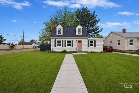 1424 Arlington Ave, Caldwell, ID 83605