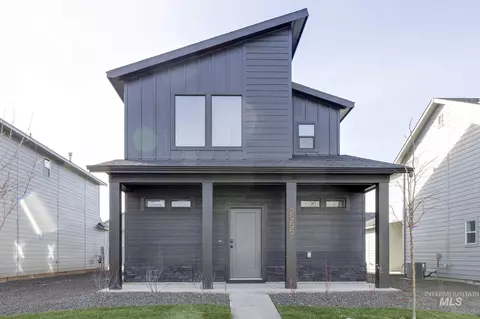 6742 W Redwood Creek Dr, Meridian, ID 83646