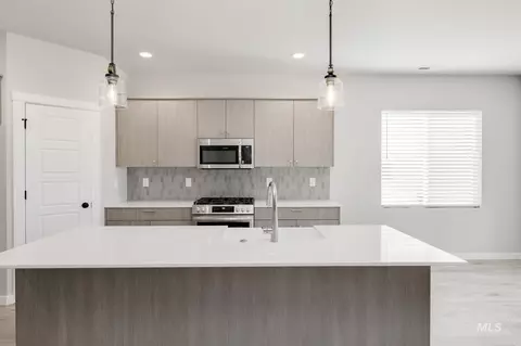 Kitchen - 8357 E Cool River Lp, Nampa, ID 83687 photo 1 of 4