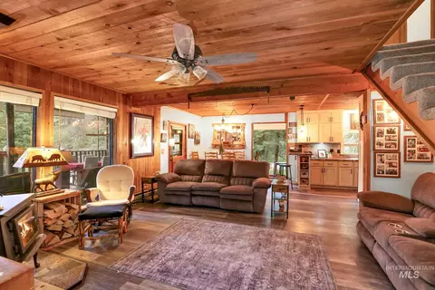 1075 Club Rd, Mccall, ID 83638