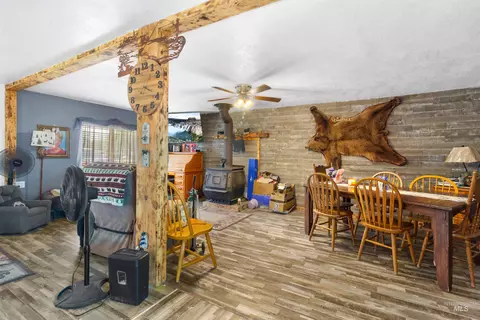 Dining - 636 Main St N, Hansen, ID 83334 photo 2 of 4