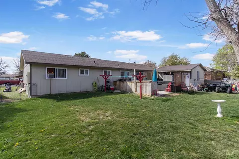 Exterior - 636 Main St N, Hansen, ID 83334 photo 6 of 11