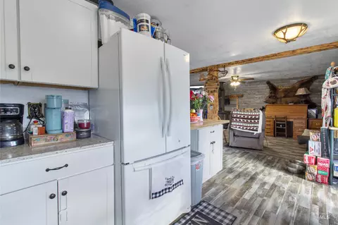 Kitchen - 636 Main St N, Hansen, ID 83334 photo 2 of 5