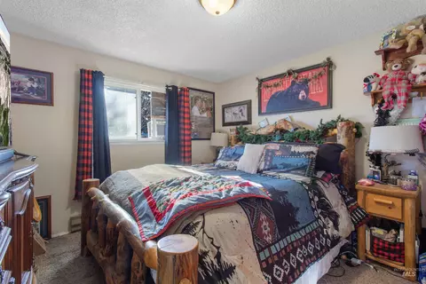 Bedroom - 636 Main St N, Hansen, ID 83334 photo 1 of 5