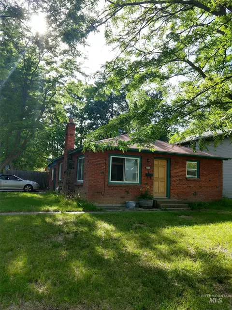 1629 S Michigan Ave, Boise, ID 83706