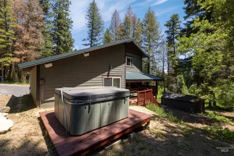 Exterior - 1 Miller Ln, Cascade, ID 83611 photo 6 of 7