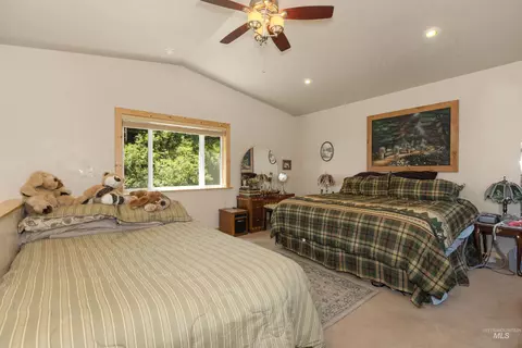 Bedroom - 1 Miller Ln, Cascade, ID 83611 photo 6 of 6