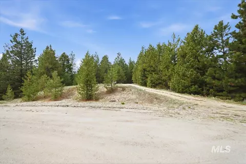7 Carol Ct, Cascade, ID 83611 photo 5