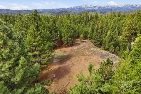 7 Carol Ct, Cascade, ID 83611 photo 9