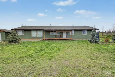 76 Longhaul Rd, Grangeville, ID 83530