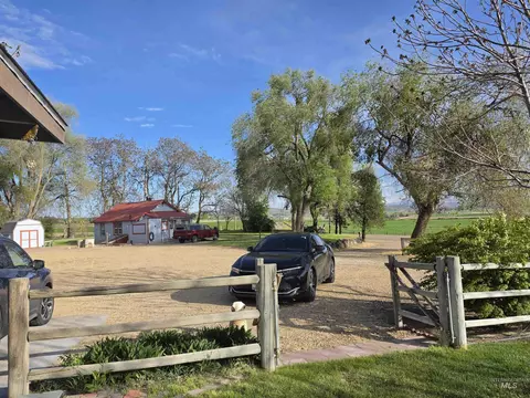 Exterior - 19152 Marsing Rd, Caldwell, ID 83607 photo 5 of 15