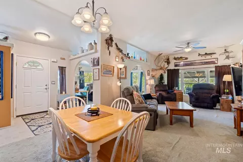 Dining - 19152 Marsing Rd, Caldwell, ID 83607 photo 1 of 1