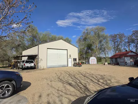 Exterior - 19152 Marsing Rd, Caldwell, ID 83607 photo 6 of 15