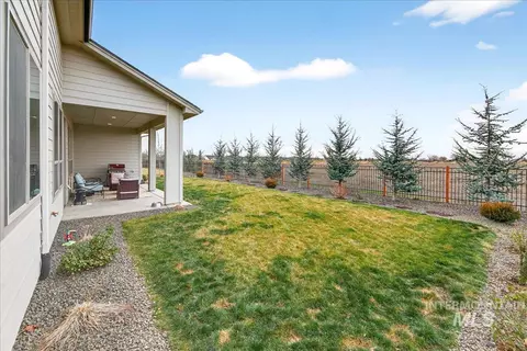 Exterior - 1911 N Willowick Ave, Eagle, ID 83616 photo 3 of 6