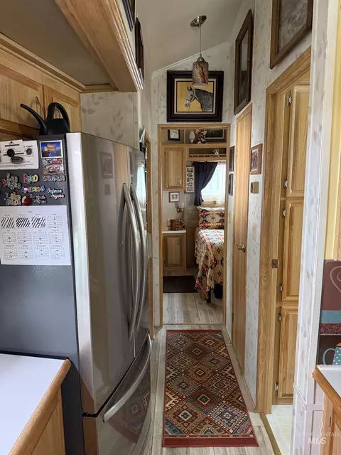 Entry Way - 5 D St, Cascade, ID 83611 photo 1 of 1