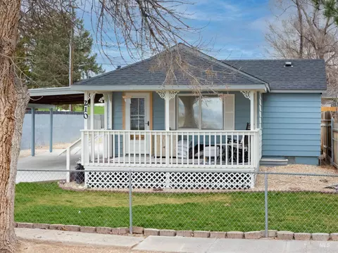 210 Carrie Rex Ave, Melba, ID 83641