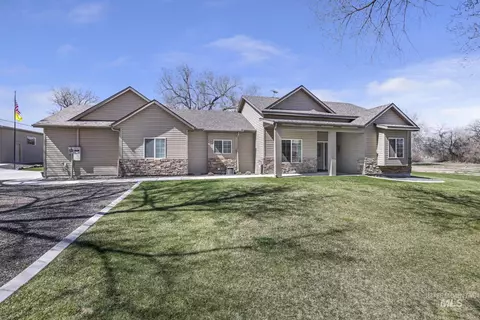 4485 Silver Creek Rd, Buhl, ID 83316
