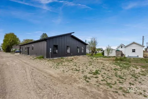 Exterior - 107 3rd St, Declo, ID 83323 photo 1 of 2