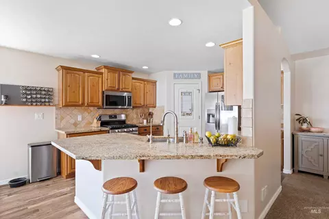 Kitchen - 2595 Longbow Dr, Twin Falls, ID 83301 photo 1 of 3