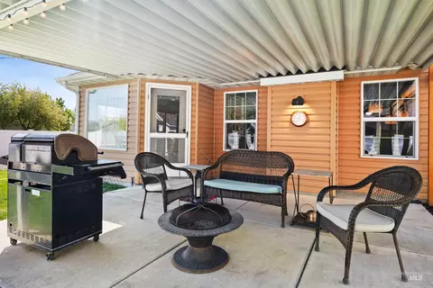 Exterior - 2595 Longbow Dr, Twin Falls, ID 83301 photo 2 of 9