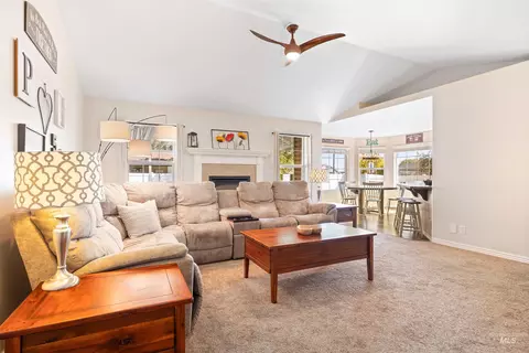 Living - 2595 Longbow Dr, Twin Falls, ID 83301 photo 1 of 2