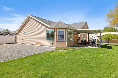 Exterior - 2595 Longbow Dr, Twin Falls, ID 83301 photo 7 of 9