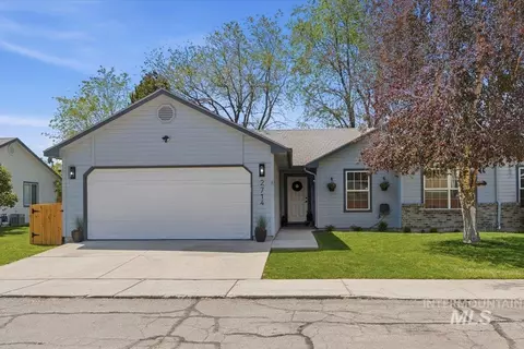 2714 Morning Mist Ln, Caldwell, ID 83605