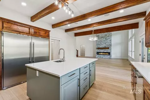 Kitchen - 1674 S Water Leaf Ave, Eagle, ID 83616 photo 2 of 5
