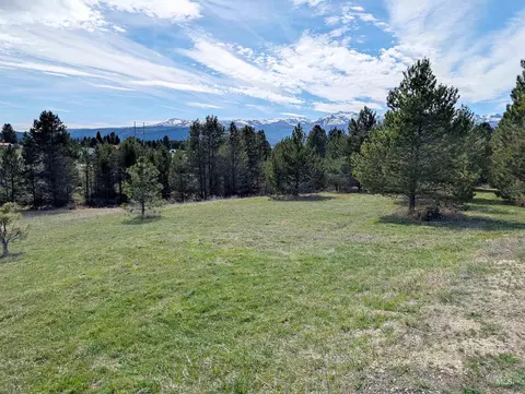 Exterior - 11100 Bens Rd, Cascade, ID 83611 photo 3 of 4