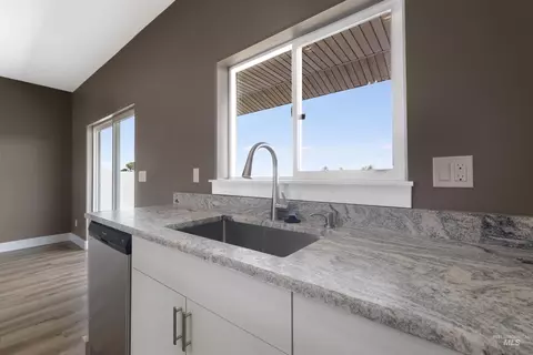 Kitchen - 1321 18th Ave E, Jerome, ID 83338 photo 1 of 1