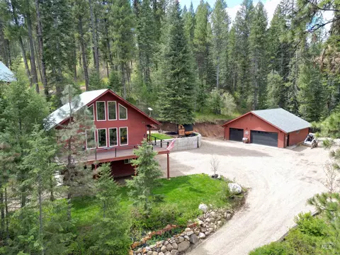 60 Star View Dr, Garden Valley, ID 83622