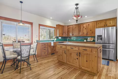 Kitchen - 2726 S 850 E, Hagerman, ID 83332 photo 1 of 5