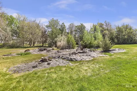 Exterior - 2726 S 850 E, Hagerman, ID 83332 photo 12 of 15