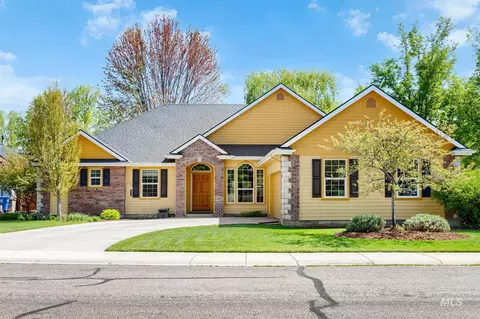 2703 E Ridgedale Pl, Eagle, ID 83616