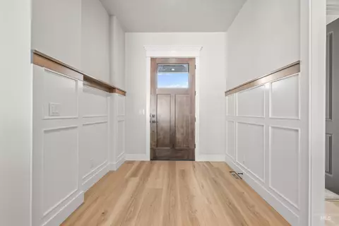Entry Way - 24975 Ardmore Ct, Caldwell, ID 83607 photo 1 of 3