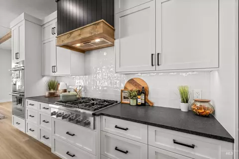 Kitchen - 24975 Ardmore Ct, Caldwell, ID 83607 photo 1 of 9