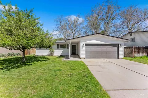4700 N Jennifer St, Boise, ID 83704