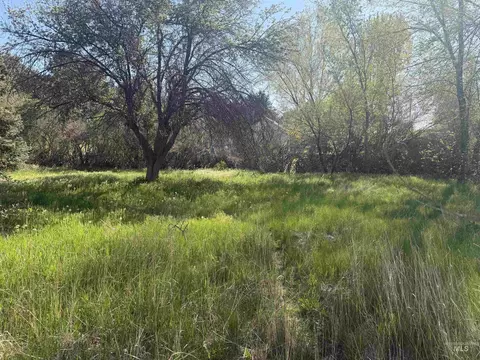 495 Illinois St, Bliss, ID 83314