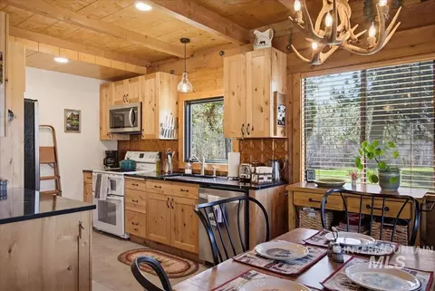 Kitchen - 143 E Lake Fork Rd, Mccall, ID 83638 photo 2 of 3